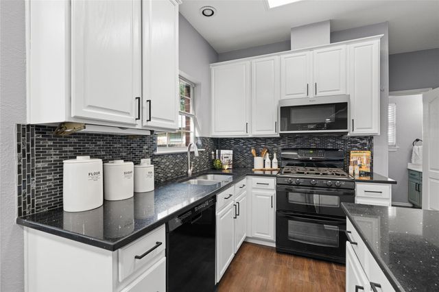 1333 Nightingale DR, Cedar Park, TX 78613