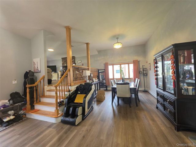 37 Jonquill Lane, Kings Park, NY 11754