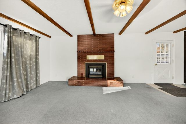 6 S Groveland Avenue, Medford, OR 97504