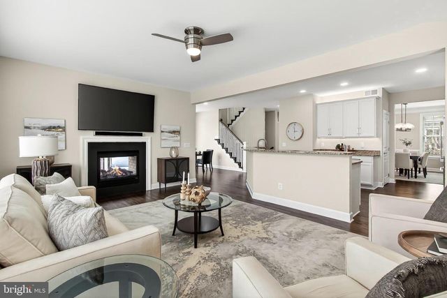 41004 INDIGO PL, Leesburg, VA 20175