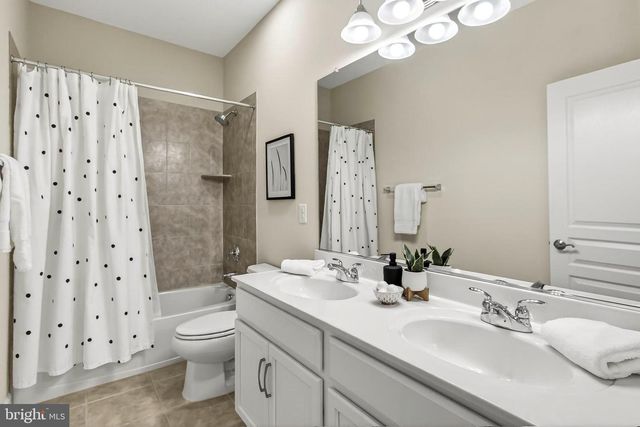 41004 INDIGO PL, Leesburg, VA 20175