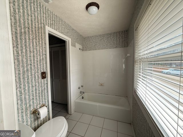 621 Golf View Drive, Peachtree City, GA 30269