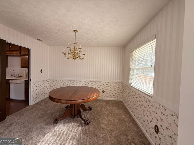 621 Golf View Drive, Peachtree City, GA 30269