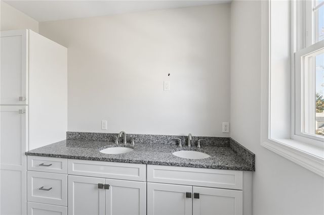 2 Teresa Ann Crossing, West Warwick, RI 02893