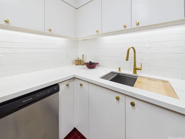 1650 Ala Moana Boulevard 1907, Honolulu, HI 96815