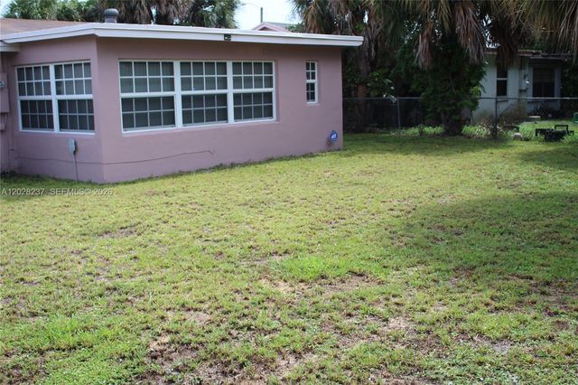 1570 W 13th Street, Riviera Beach, FL 33404