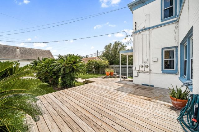 4309 Ursuline Street, Galveston, TX 77550