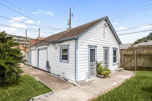 4309 Ursuline Street, Galveston, TX 77550