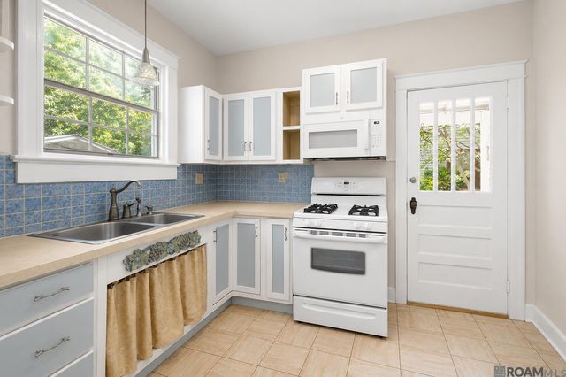 1736 Stanford Ave, Baton Rouge, LA 70808