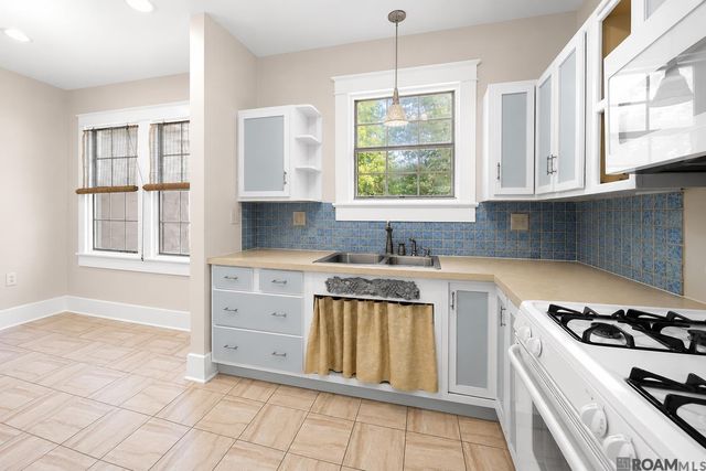1736 Stanford Ave, Baton Rouge, LA 70808