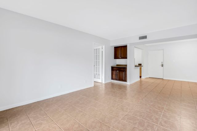 490 NW 20th Street 1030, Boca Raton, FL 33431