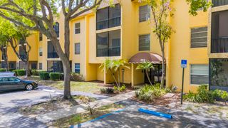490 NW 20th Street 1030, Boca Raton, FL 33431