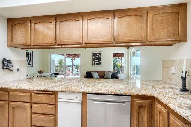1531 Silverado Dr, Oceanside, CA 92057