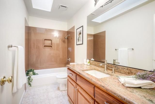 1531 Silverado Dr, Oceanside, CA 92057
