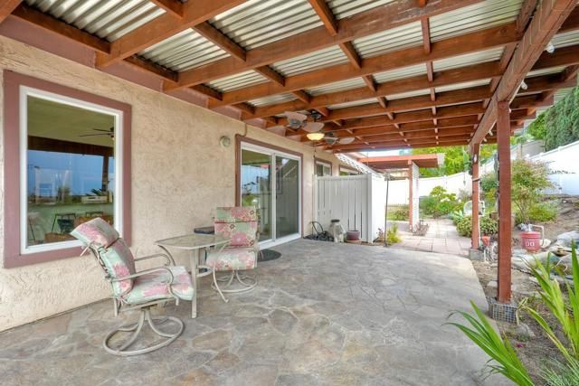 1531 Silverado Dr, Oceanside, CA 92057