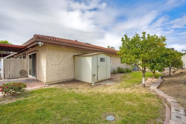1531 Silverado Dr, Oceanside, CA 92057