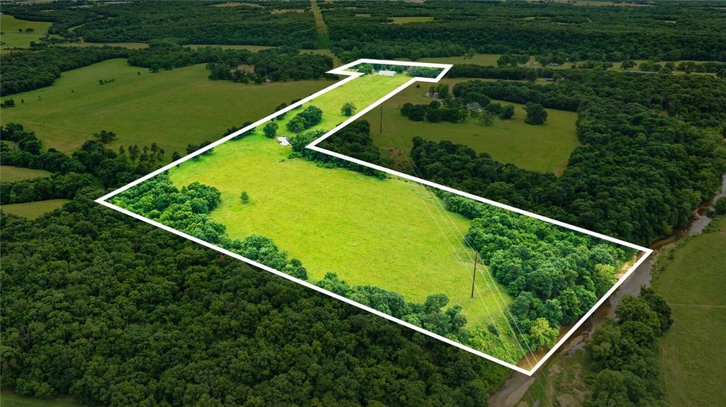 15196 Cincinnati Creek Road, Summers, AR 72769