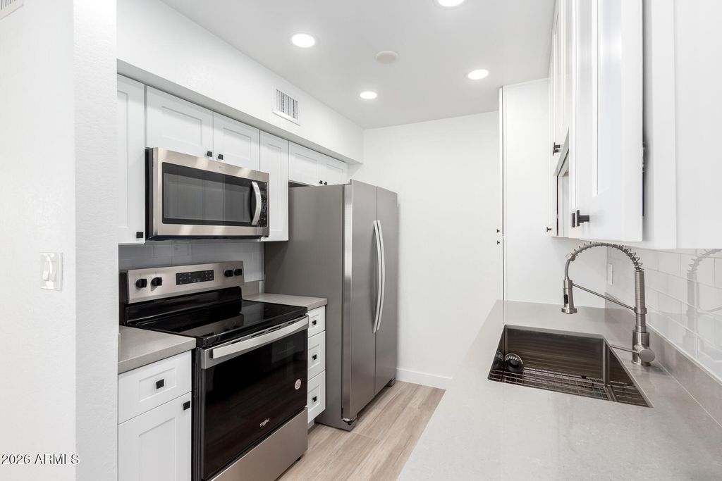 3500 N HAYDEN Road 1010, Scottsdale, AZ 85251