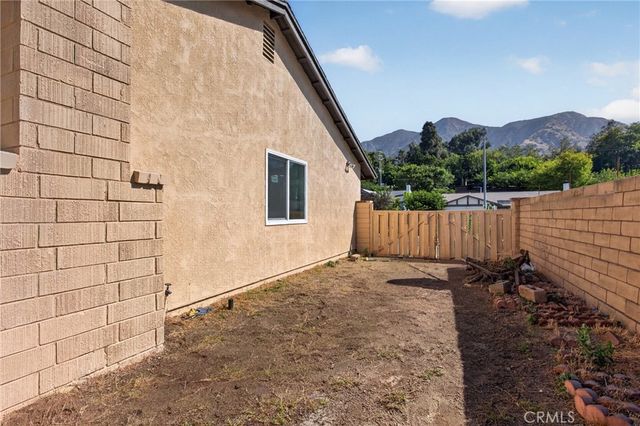 13877 Shablow Avenue, Sylmar, CA 91342