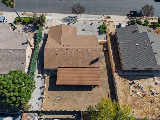 13877 Shablow Avenue, Sylmar, CA 91342