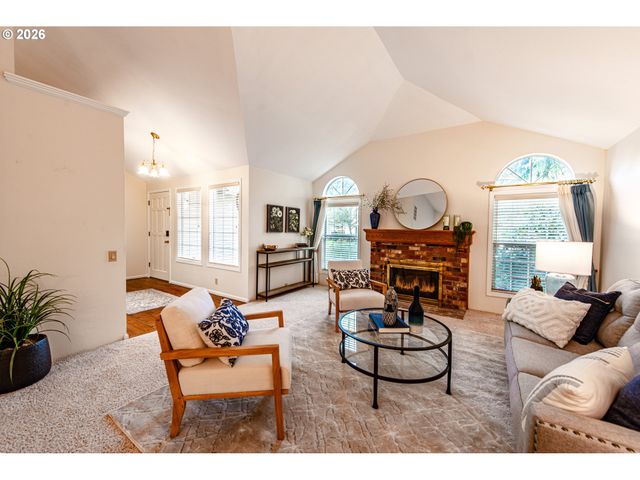 1810 HAPPY Ln, Eugene, OR 97401