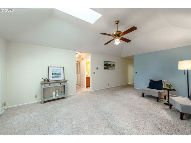 1810 HAPPY Ln, Eugene, OR 97401