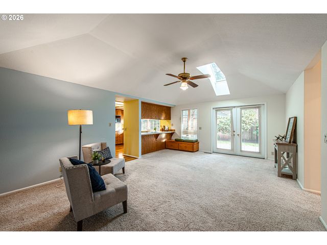 1810 HAPPY Ln, Eugene, OR 97401