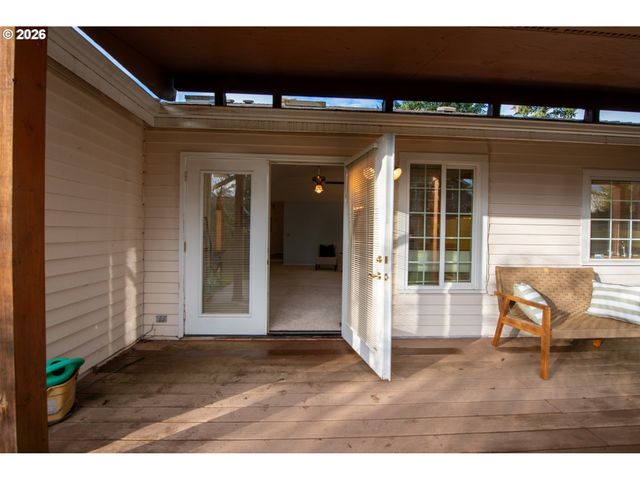 1810 HAPPY Ln, Eugene, OR 97401