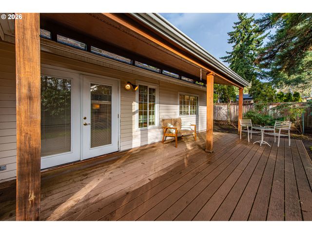 1810 HAPPY Ln, Eugene, OR 97401