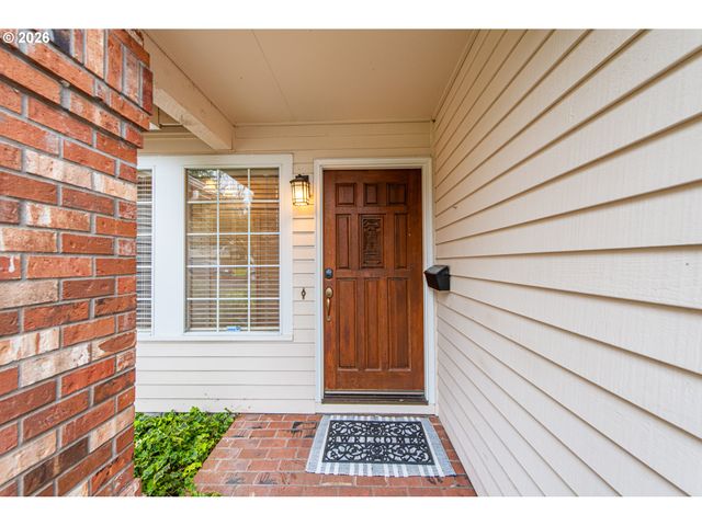 1810 HAPPY Ln, Eugene, OR 97401