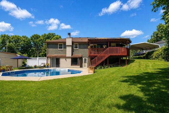 158 Lexington Dr, Clarksville, TN 37042