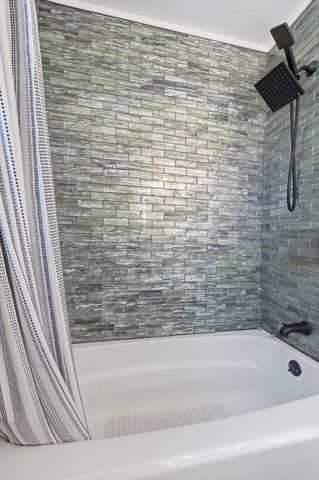 158 Lexington Dr, Clarksville, TN 37042
