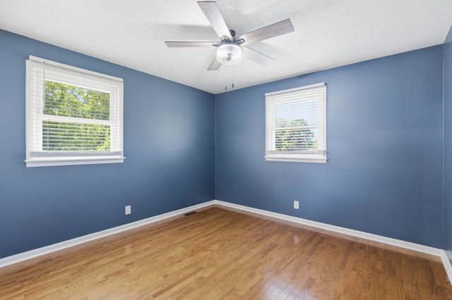 158 Lexington Dr, Clarksville, TN 37042