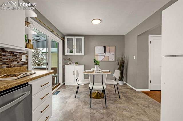 200 Dexter Street, Colorado Springs, CO 80911