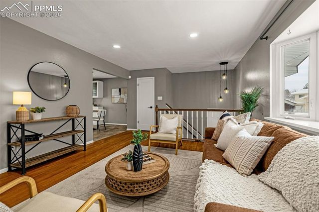 200 Dexter Street, Colorado Springs, CO 80911