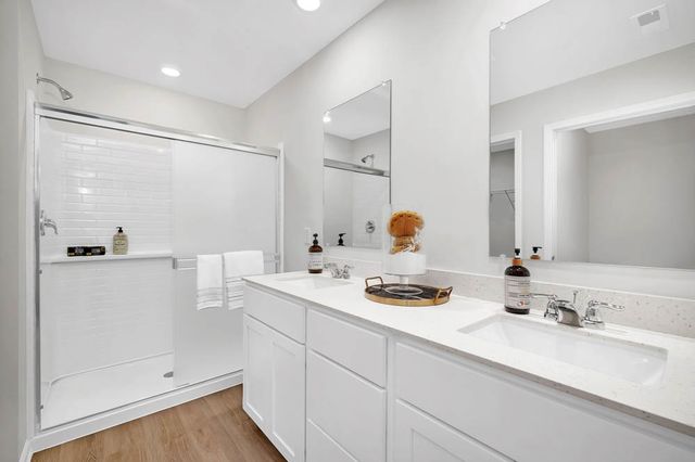 2642 camelback Drive, Pingree Grove, IL 60140