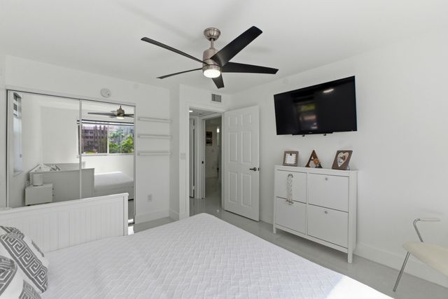 7524 Granville Drive 201, Tamarac, FL 33321