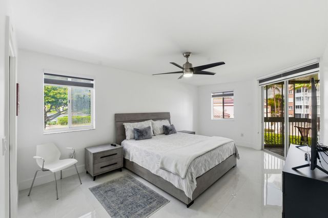 7524 Granville Drive 201, Tamarac, FL 33321