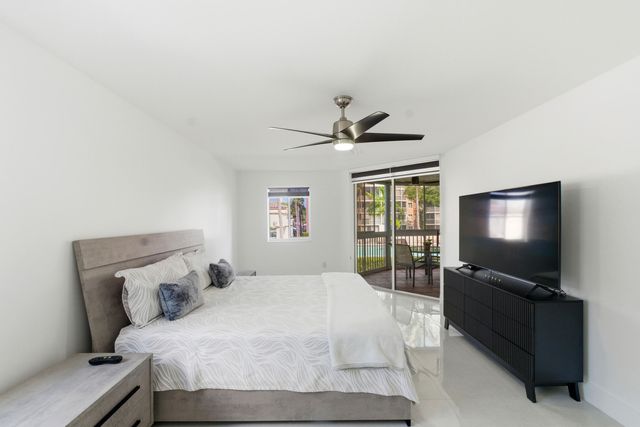 7524 Granville Drive 201, Tamarac, FL 33321