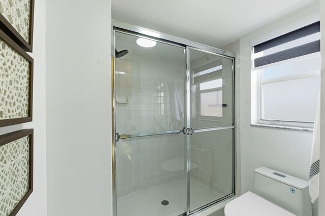 7524 Granville Drive 201, Tamarac, FL 33321