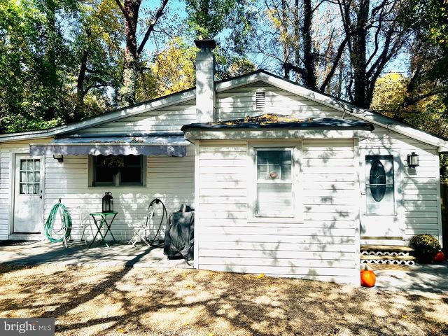 6122 6TH ST, Chesapeake Beach, MD 20732