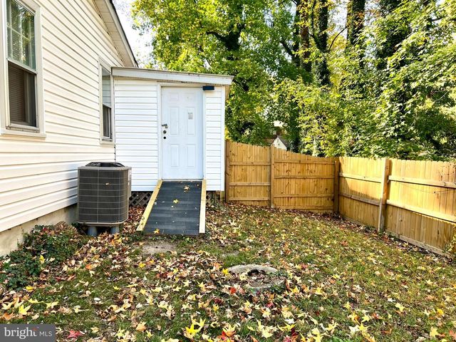 6122 6TH ST, Chesapeake Beach, MD 20732