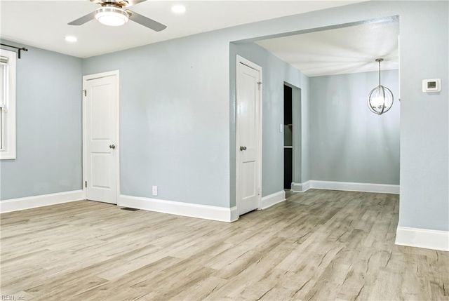 2807 Sewells Point RD, Norfolk, VA 23513