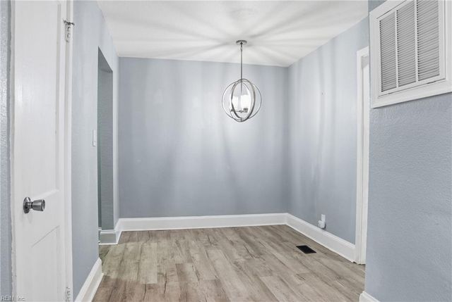 2807 Sewells Point RD, Norfolk, VA 23513