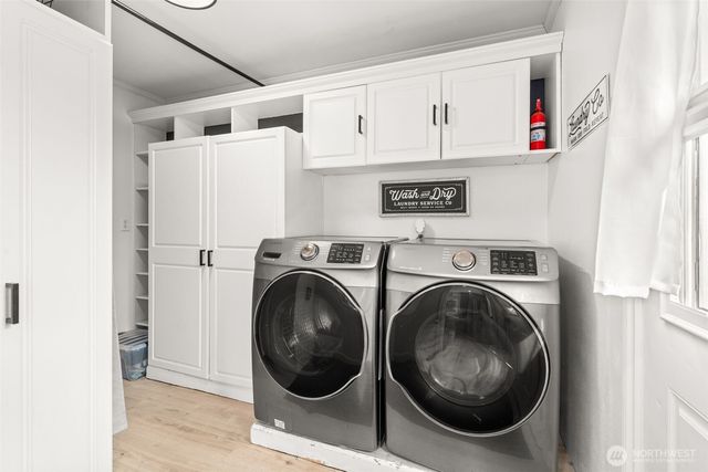 5301 School Street, Raymond, WA 98577