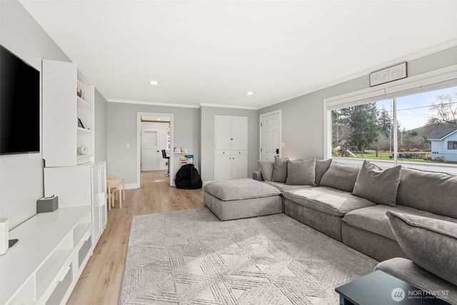 5301 School Street, Raymond, WA 98577