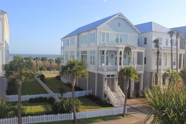 2445 E Seaside Drive, Galveston, TX 77550