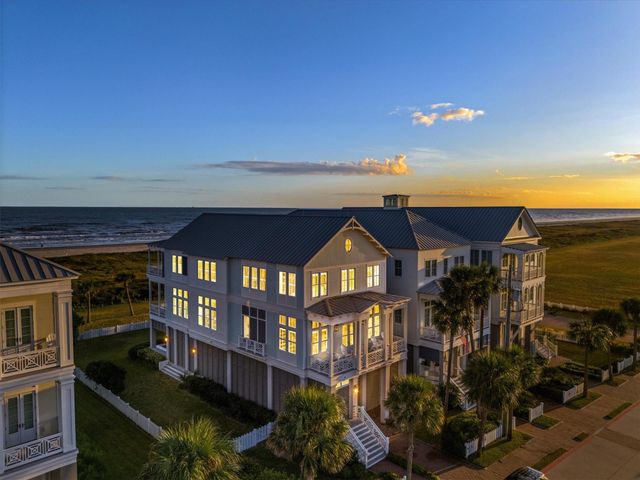 2445 E Seaside Drive, Galveston, TX 77550