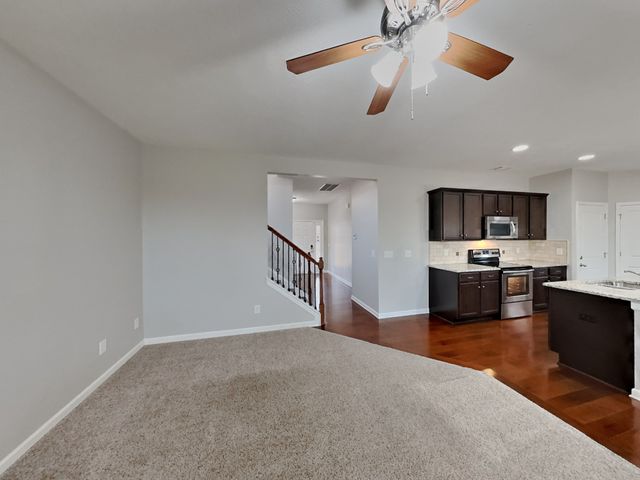 1637 Robindale Dr, Hermitage, TN 37076