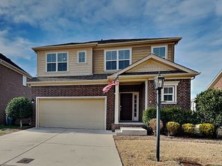 1637 Robindale Dr, Hermitage, TN 37076